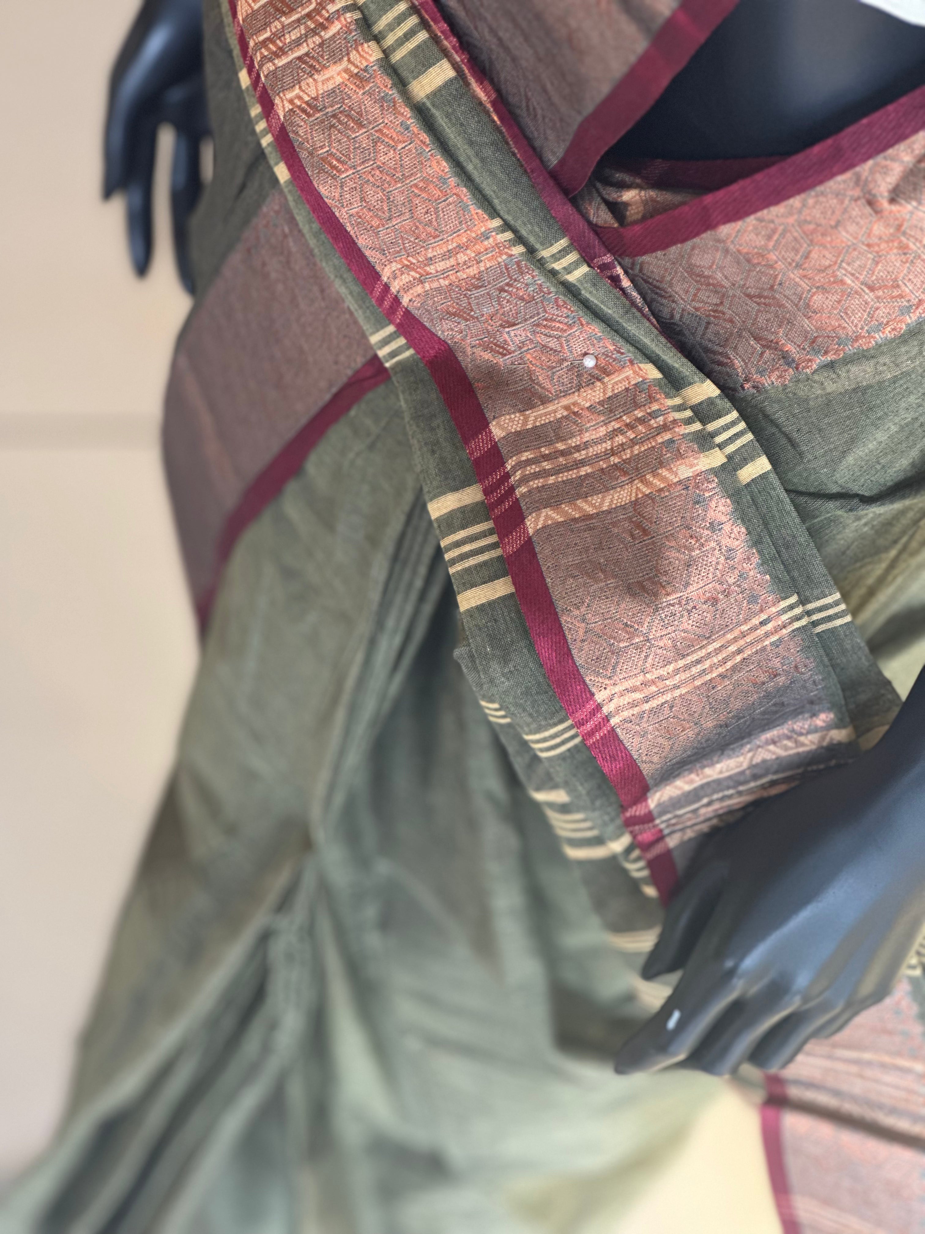 Bengal Kumari Cotton Saree – Everyday Elegance in Pure Comfort