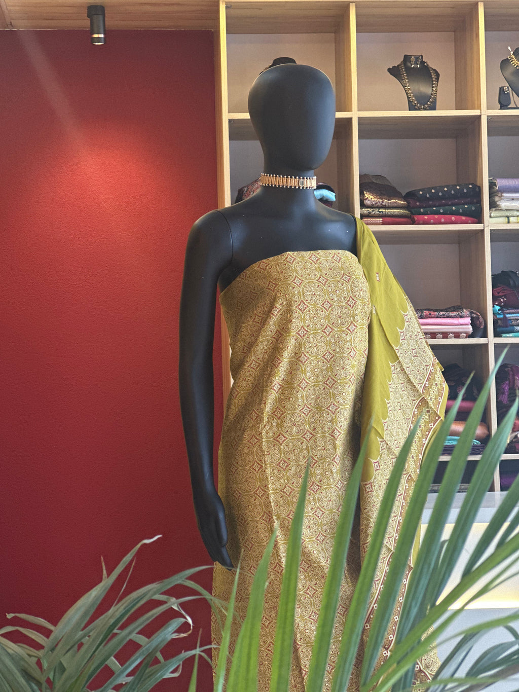 Muslin Churidar Material – Soft, Elegant & Lightweight Fabric from Ayka Fashions